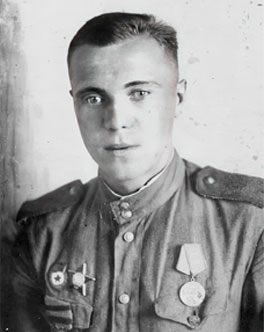 Виктор Астафьев. 1945 год
