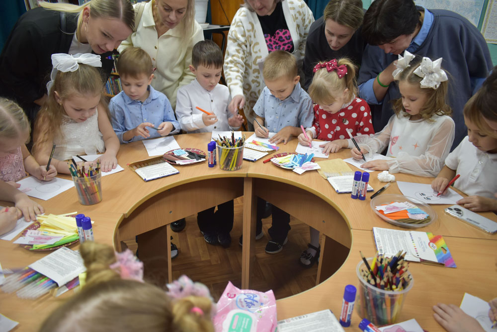 A children reading competition was held at Pervotsvet 2025 1