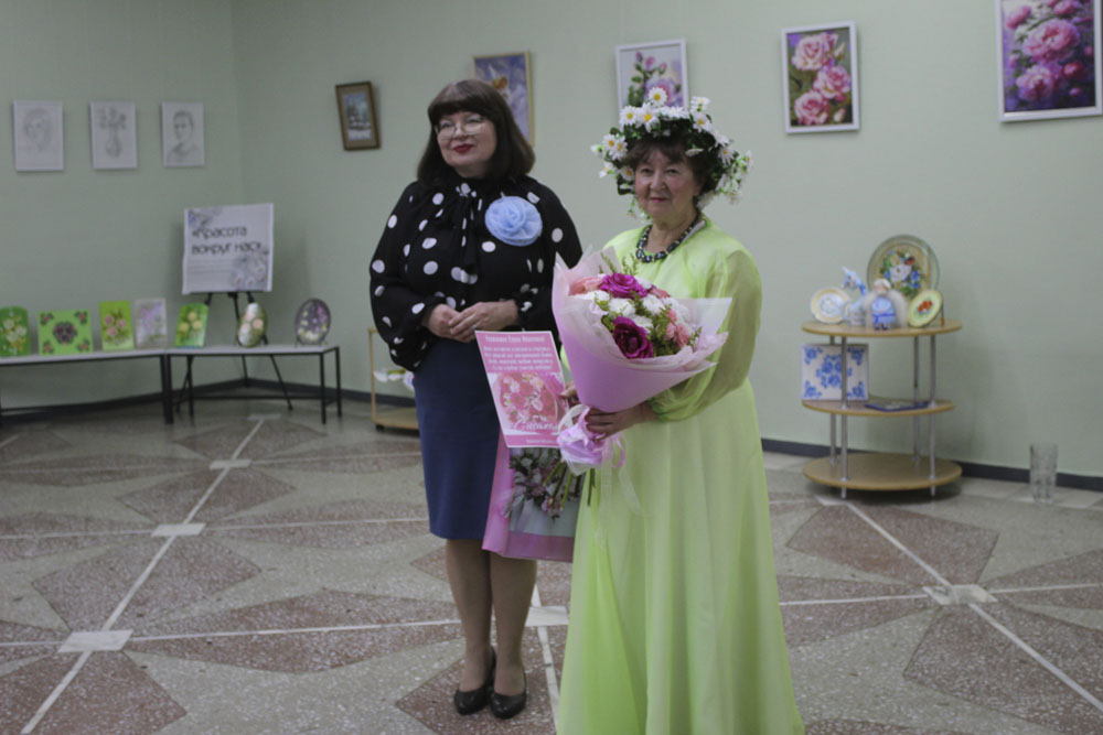 Presentation of the exhibition Beauty Around Us at the Arts Library Works by Elena Diner 2025 6