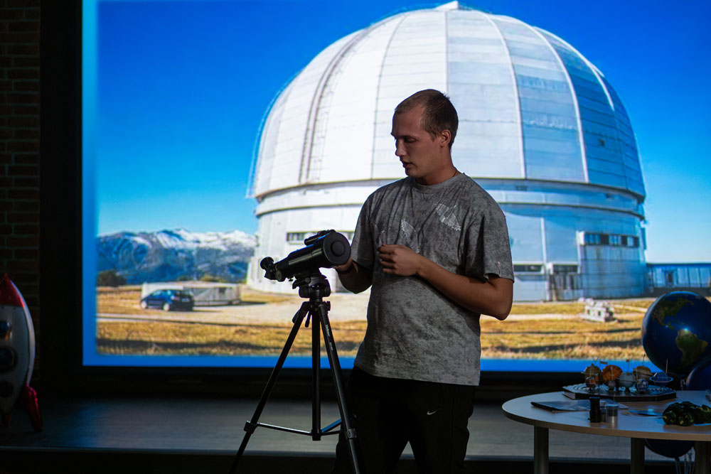 Evening of sidewalk astronomy Observable cosmos 2026 5