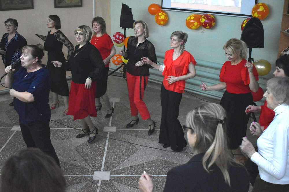 Festive meetings dedicated to the Day of the Elderly were held in the libraries of the city 2026 3