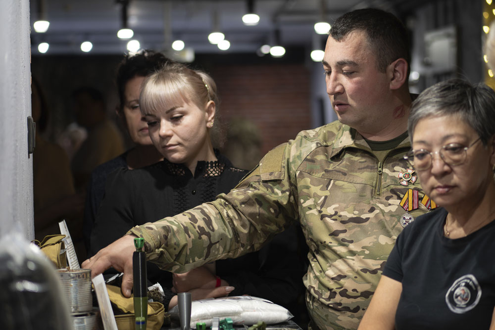 SVO volunteers talk about important matters with Olesya Vasilyeva 2025 5