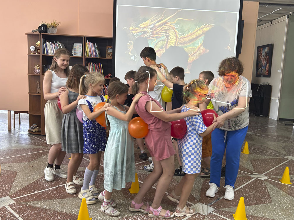 A walk through the Middle Kingdom on Youth Day 1